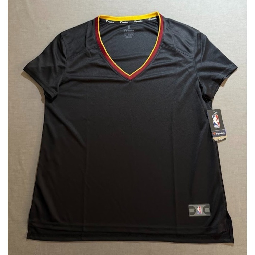 Cleveland Cavaliers Sports Fanatics Jersey Women's XL Black Blank Short Sleeve.